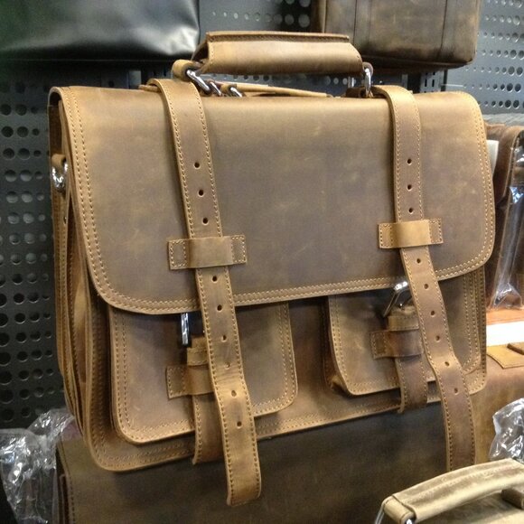 17" Classic Full Leather Briefcase Backpack L01VB